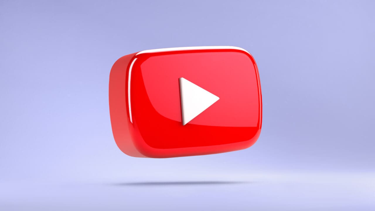 YouTube play button in 3D